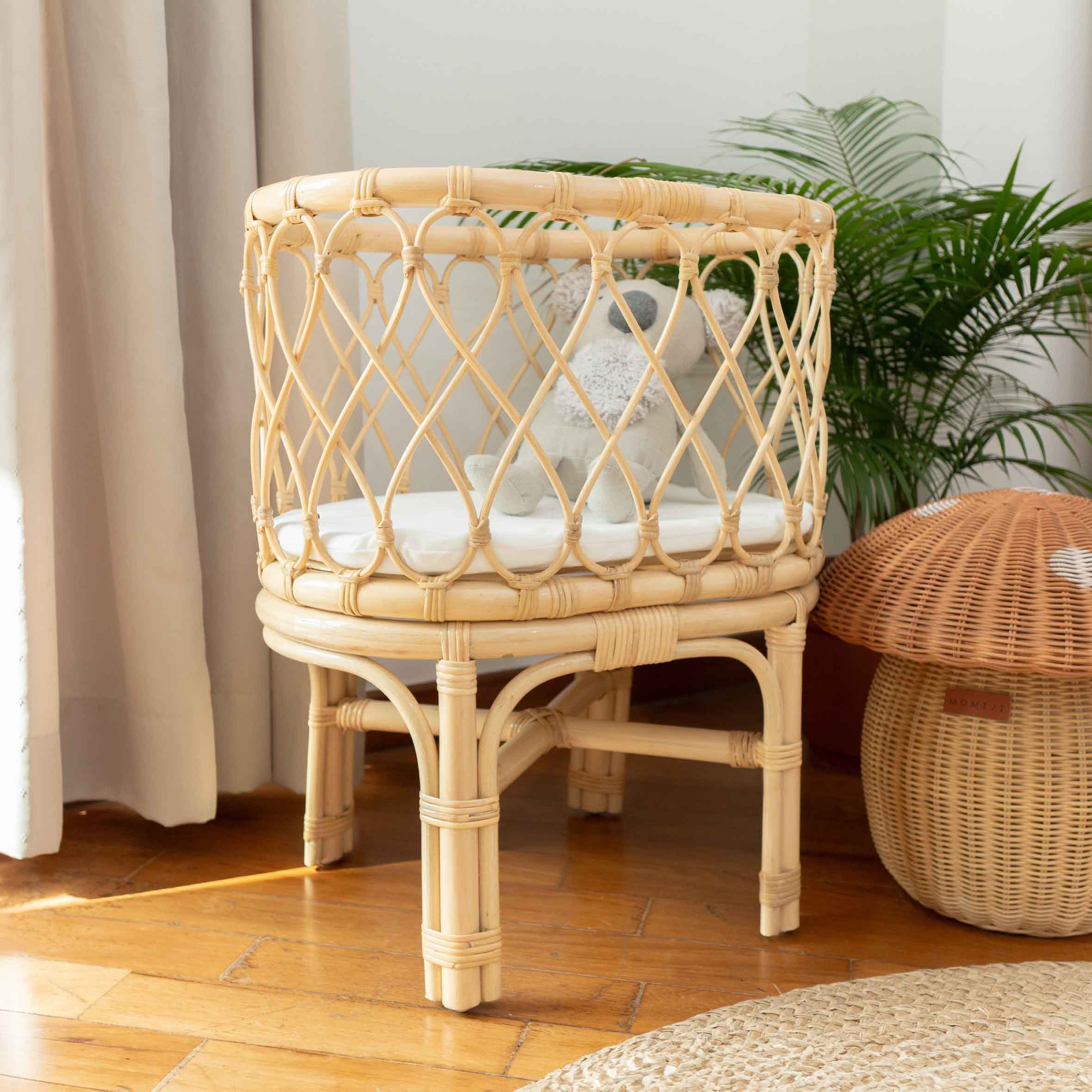 Olivia Doll Bassinet