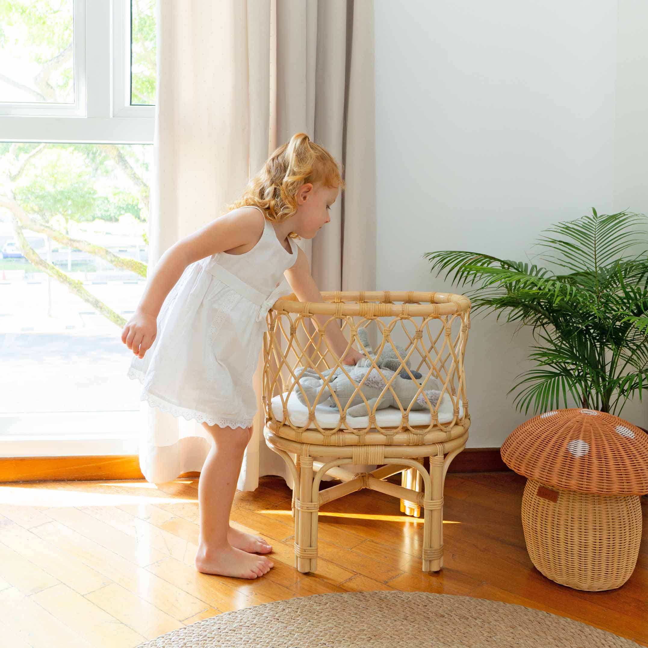 Olivia Doll Bassinet