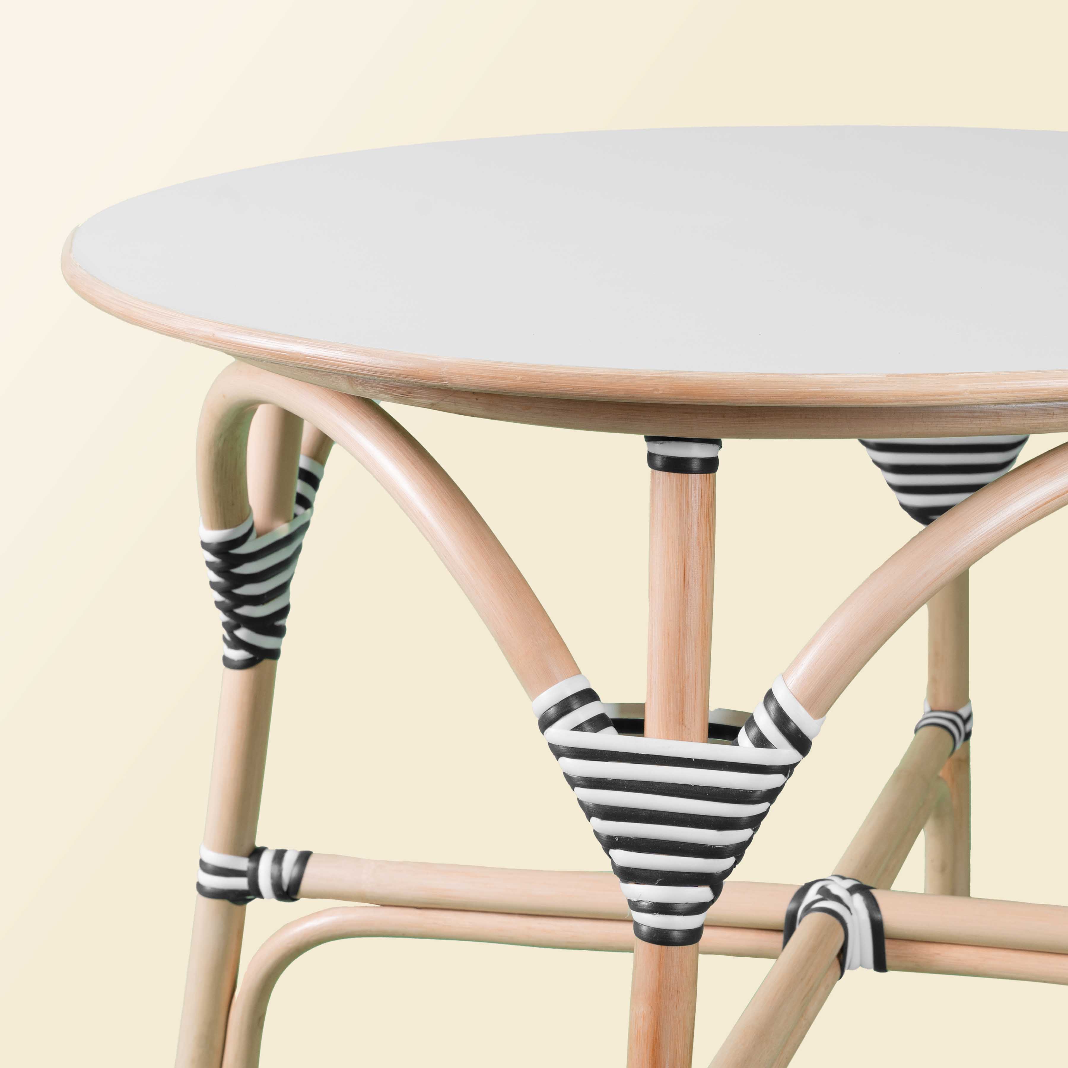Aulia Kids Table - Sederhana