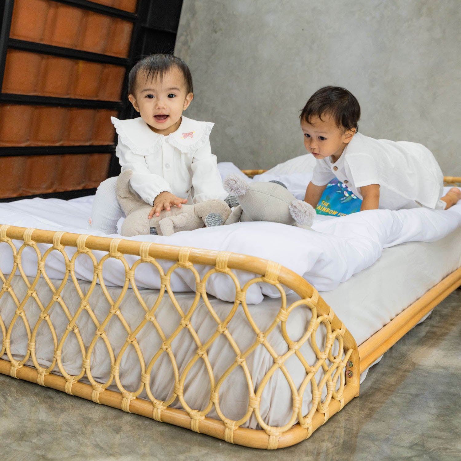 Layla Montessori Floor Bed