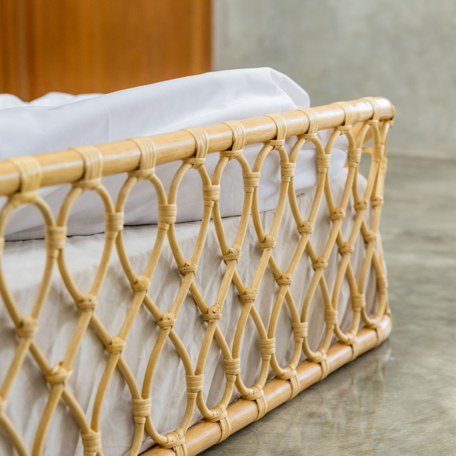 Layla Montessori Floor Bed