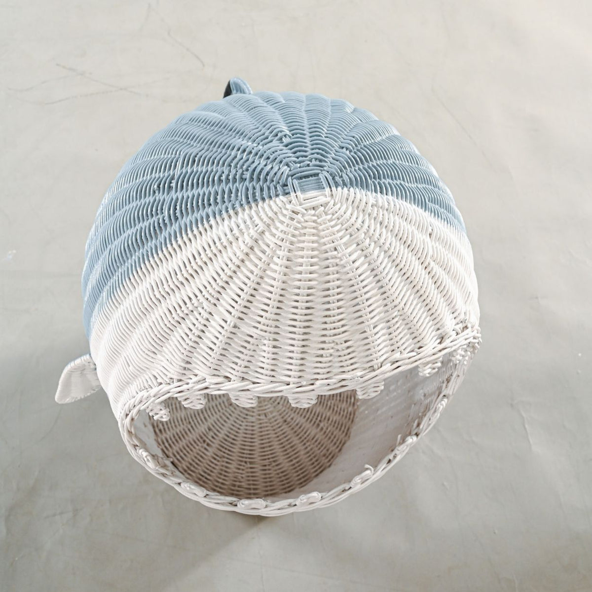 Shark Basket - sample