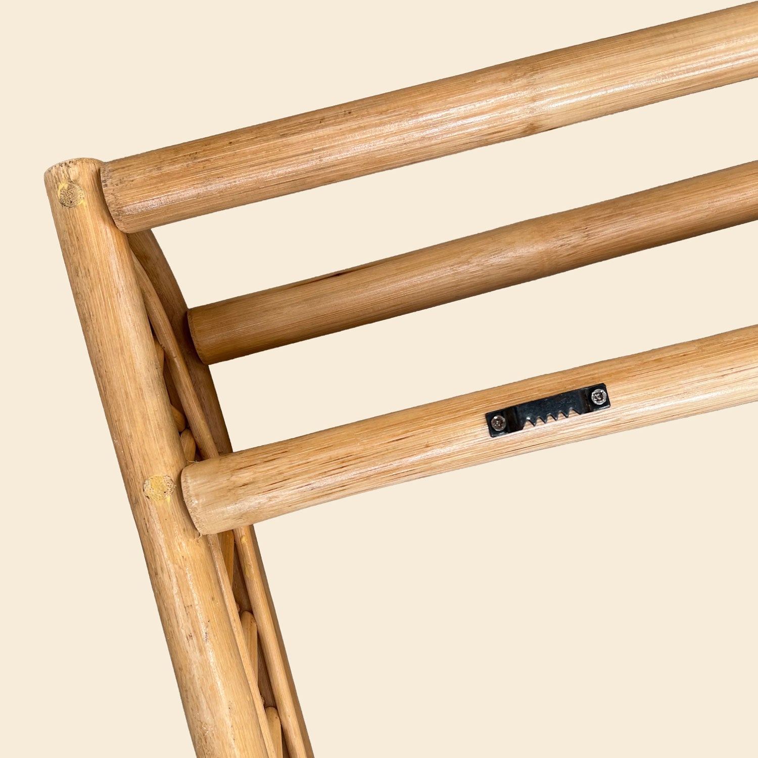 Elsie Montessori Wall Shelf