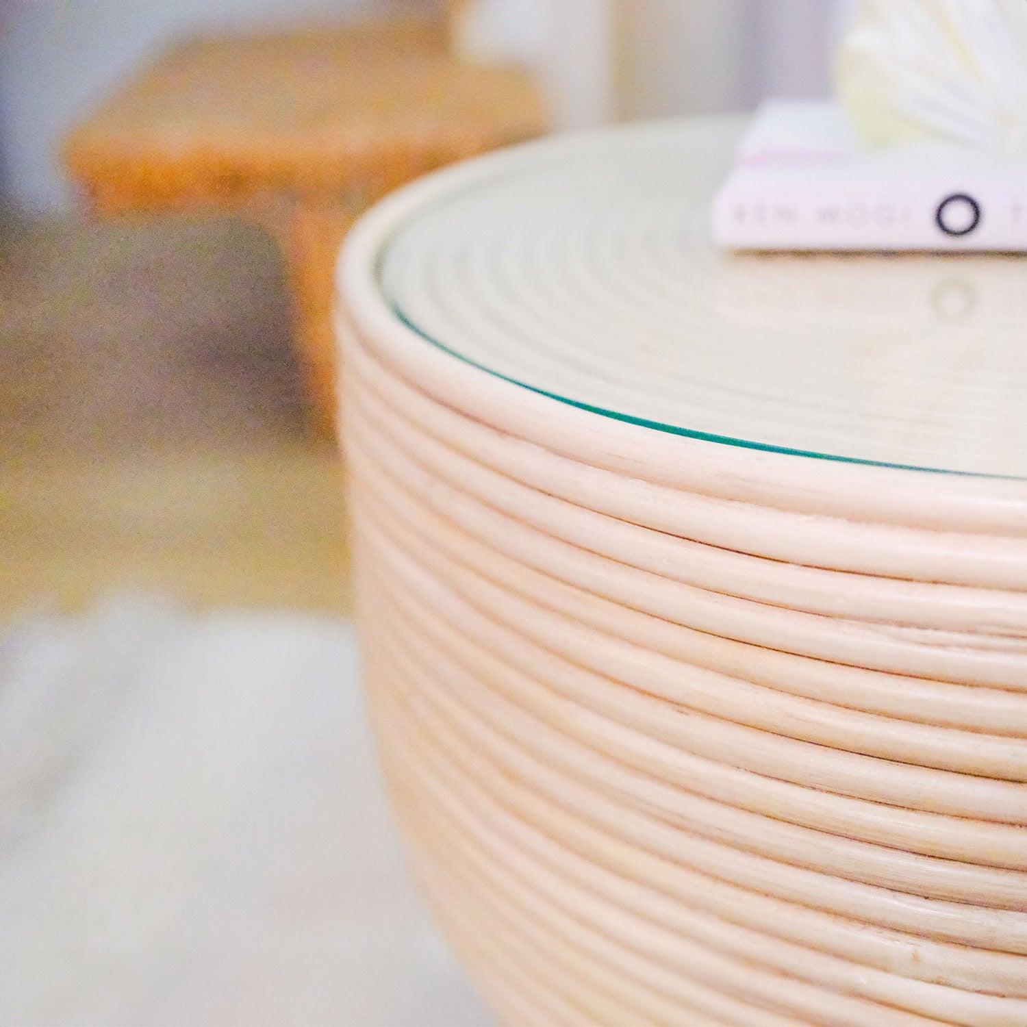 Charme Side Table