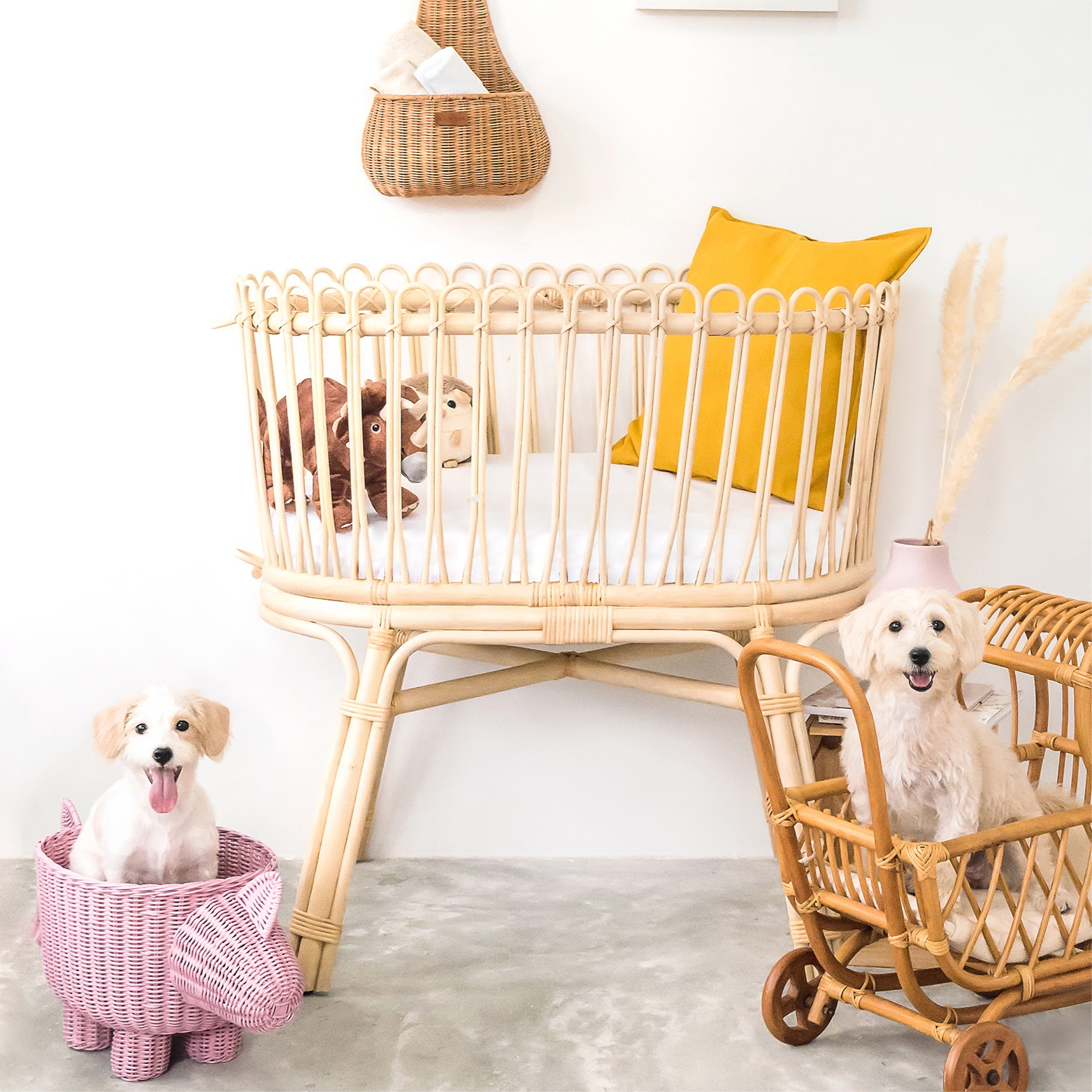Tempat Tidur Bayi Gerhana
