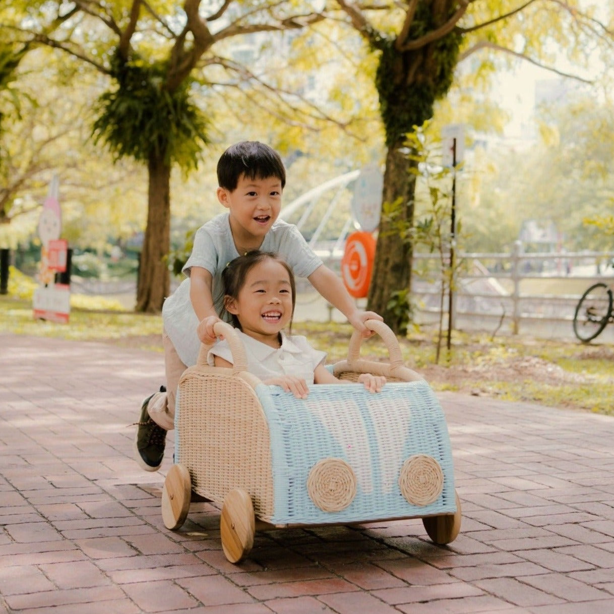 Kereta Penyimpanan Archie