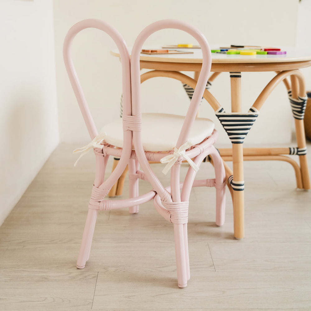 Meja Anak Aulia (Sedang) &amp; Set 2 Kursi Kelinci Anak