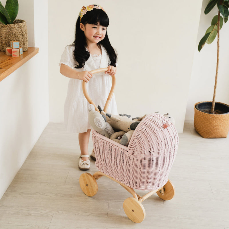 Kereta Dorong Boneka Rotan Colette - Merah Muda
