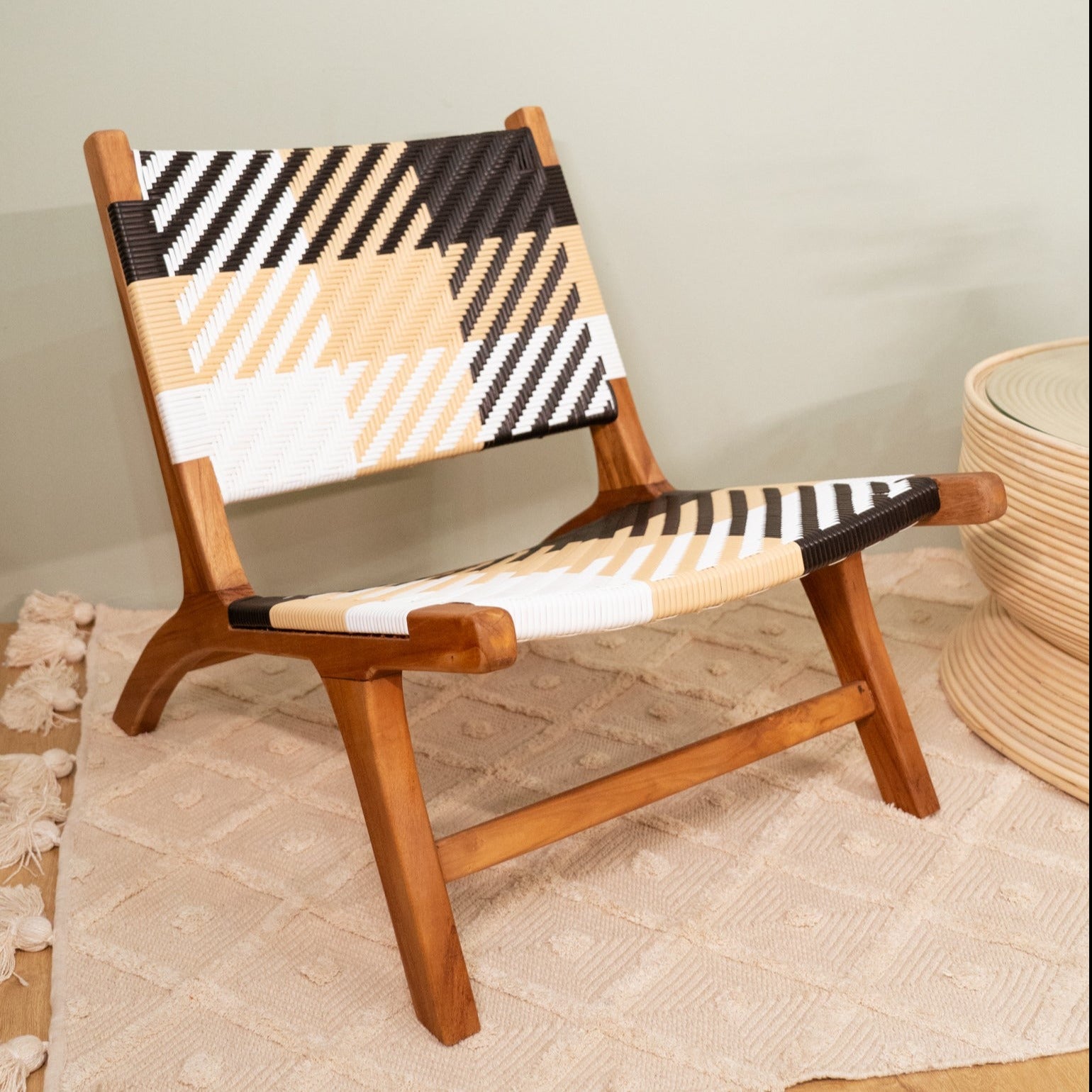 Kerusi Ruangan Mila Plaid