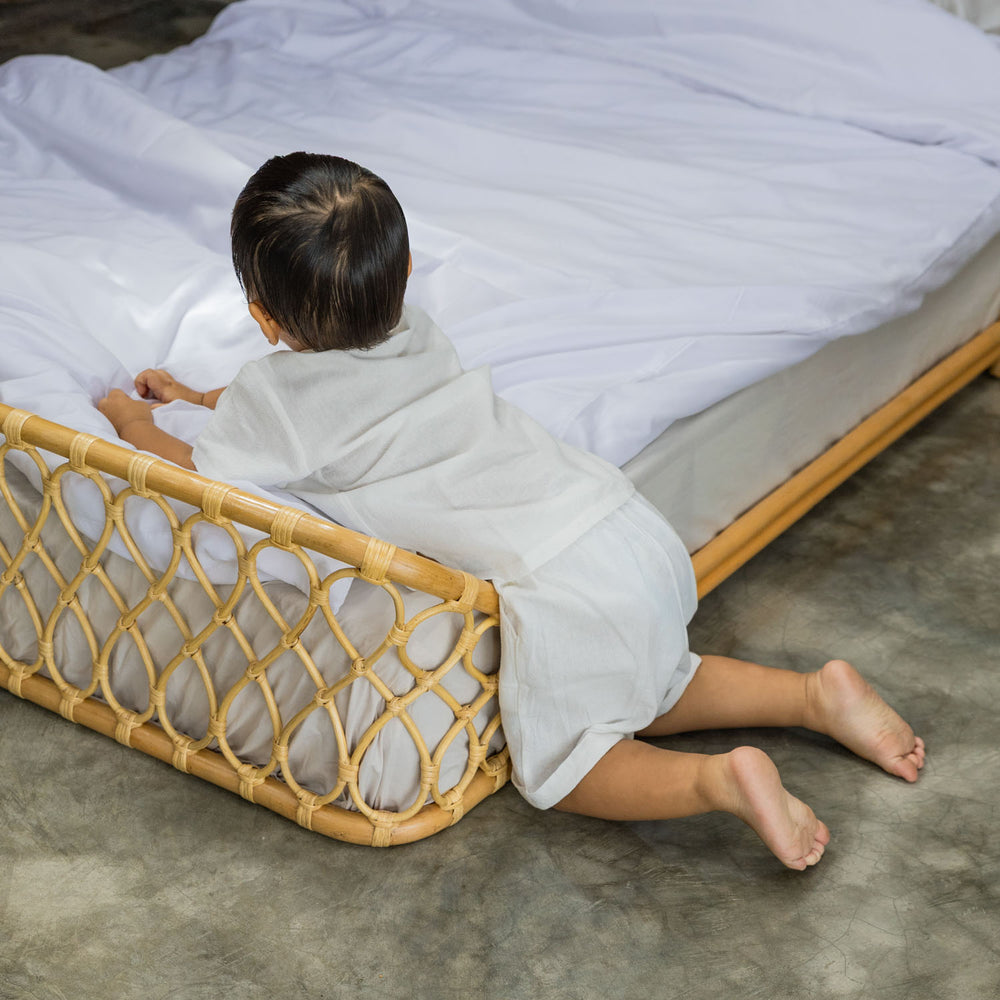 Layla Montessori Floor Bed