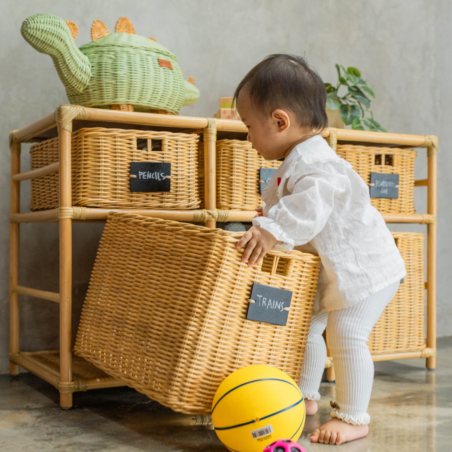 Graha Montessori Storage Shelf with Baskets
