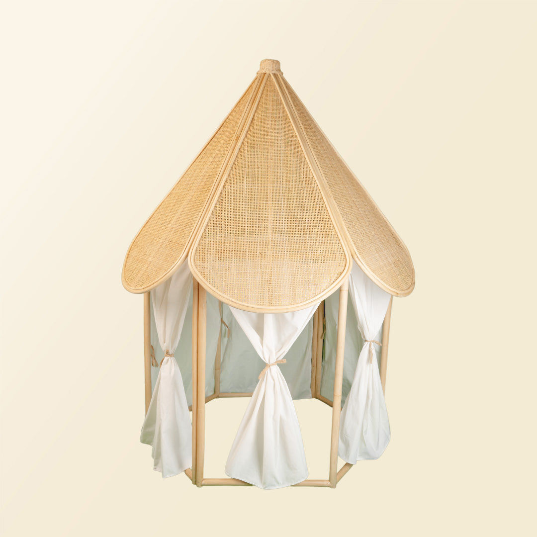 Tenda Sirkus Leon (Pameran)