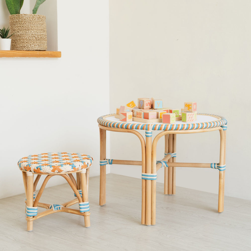 Xander Kids Meja &amp; Set Xander Kids Stools